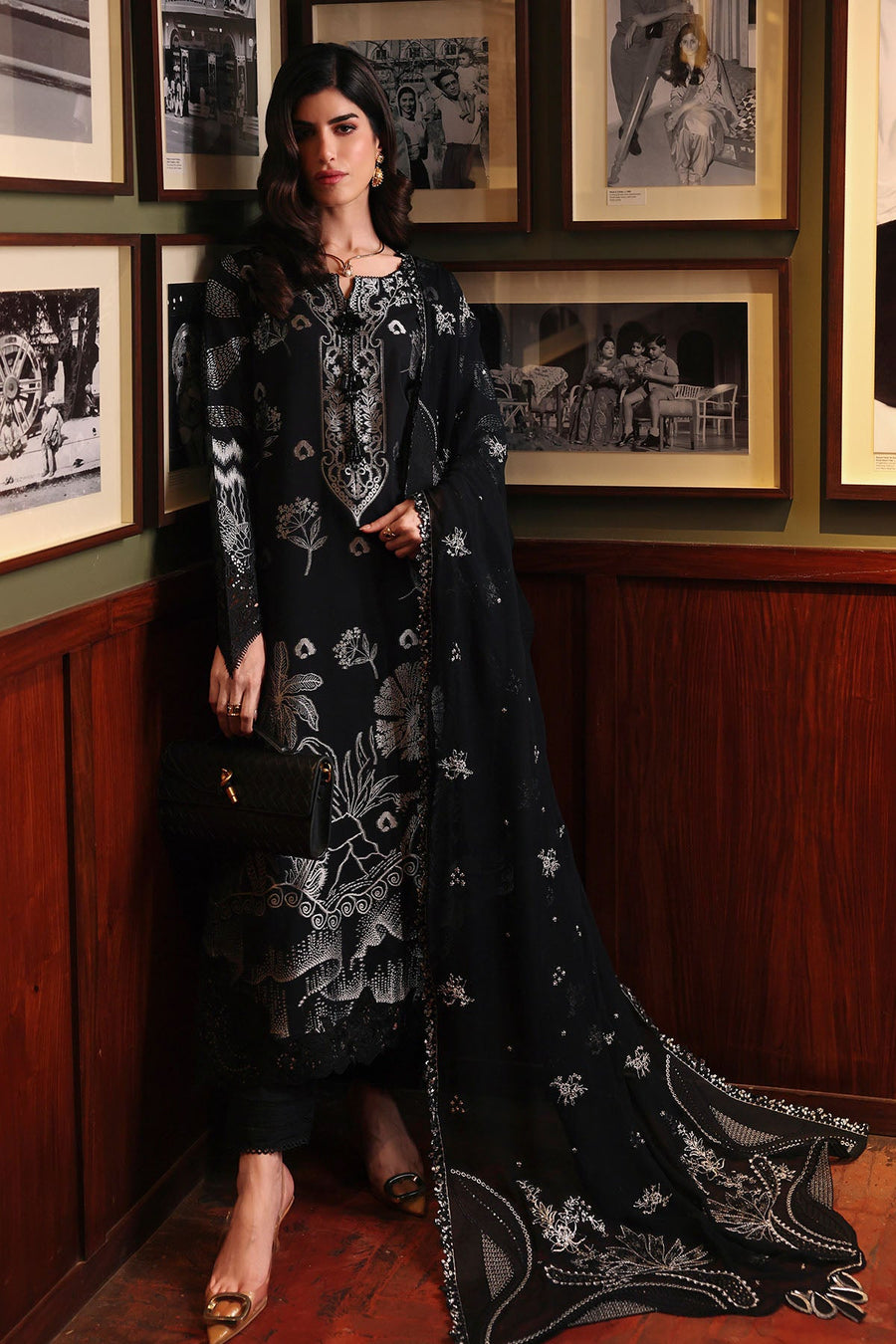 NUREH Exclusive Embroidered Lawn Jacquard Unstitched 3Pc Suit NE-227