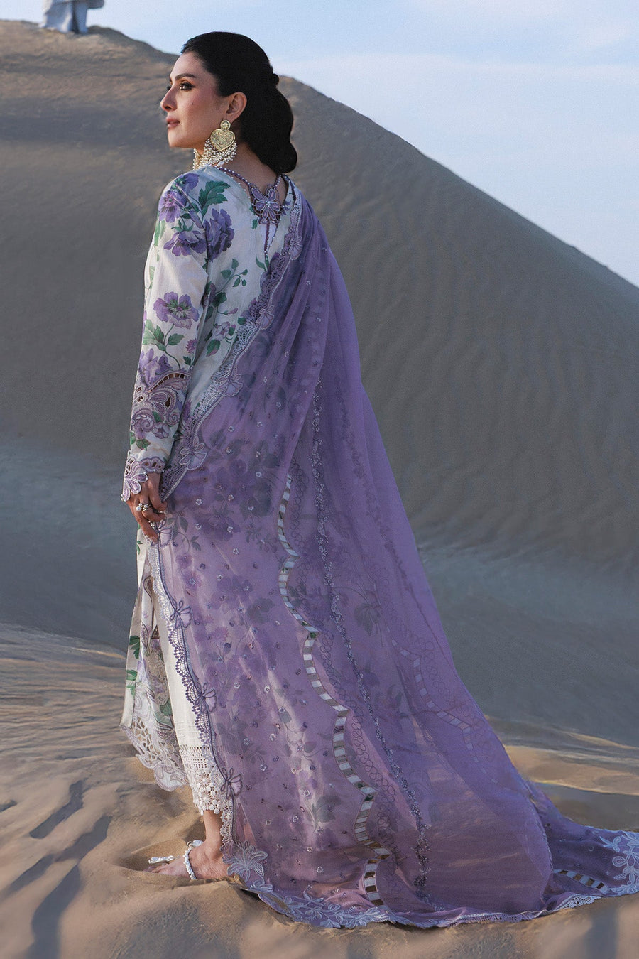 NUREH Aman Embroidered Luxury Lawn Unstitched 3Pc Suit NE-231