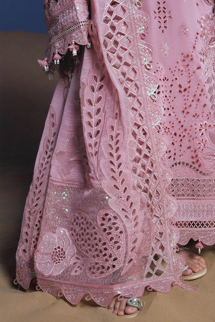 NUREH Aman Embroidered Luxury Lawn Unstitched 3Pc Suit NE-232