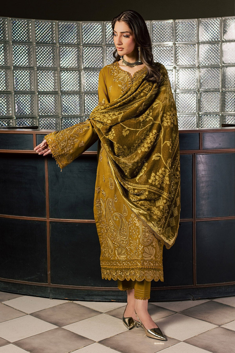 NUREH Exclusive Embroidered Leather Peach Unstitched 3Pc Suit NE-283