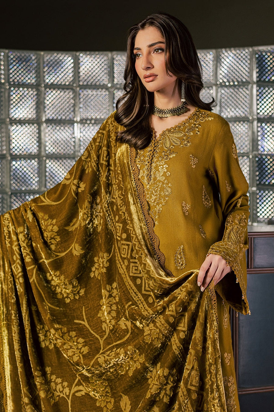 NUREH Exclusive Embroidered Leather Peach Unstitched 3Pc Suit NE-283