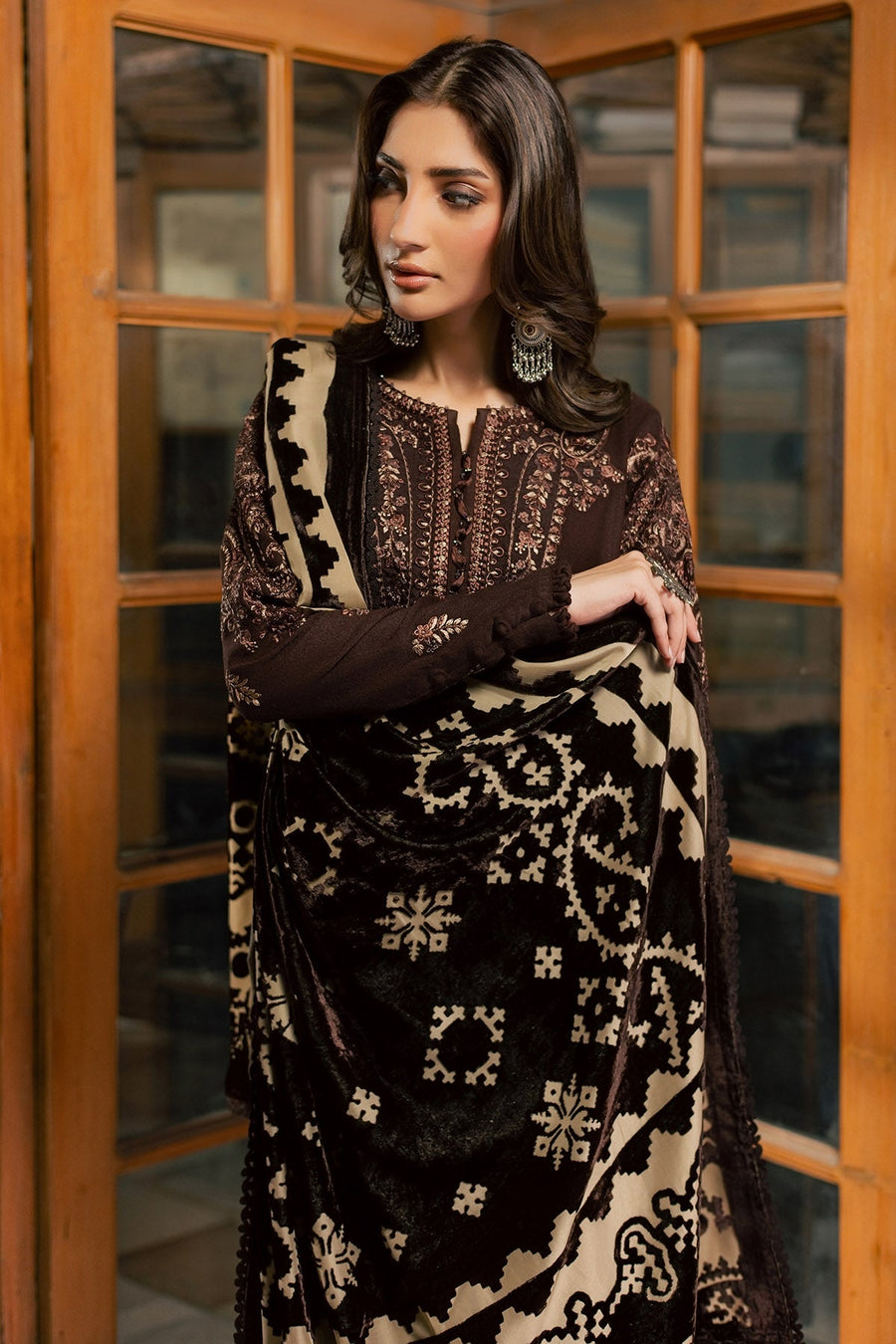 NUREH Exclusive Embroidered Leather Peach Unstitched 3Pc Suit NE-285