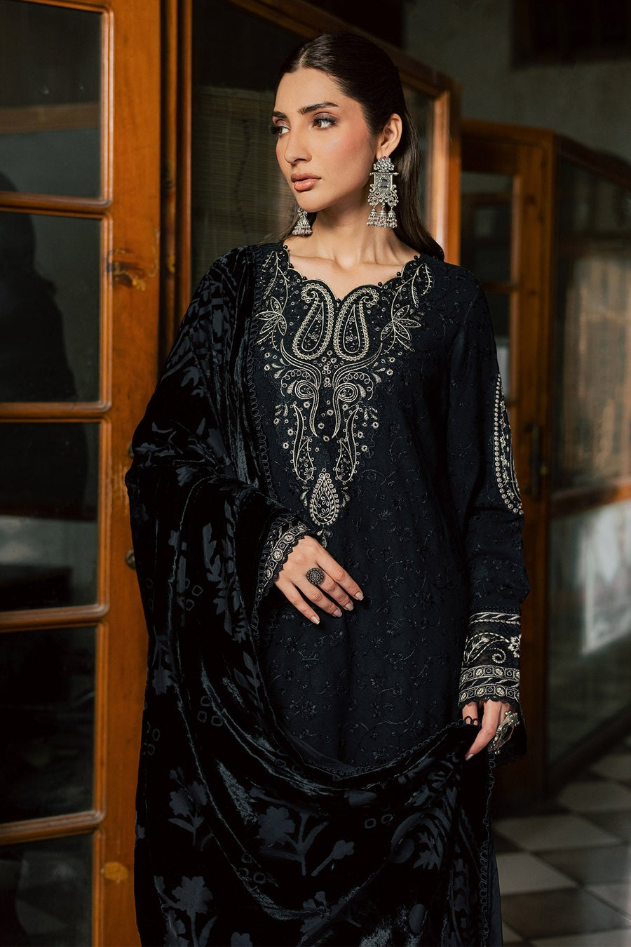 NUREH Exclusive Embroidered Leather Peach Unstitched 3Pc Suit NE-287