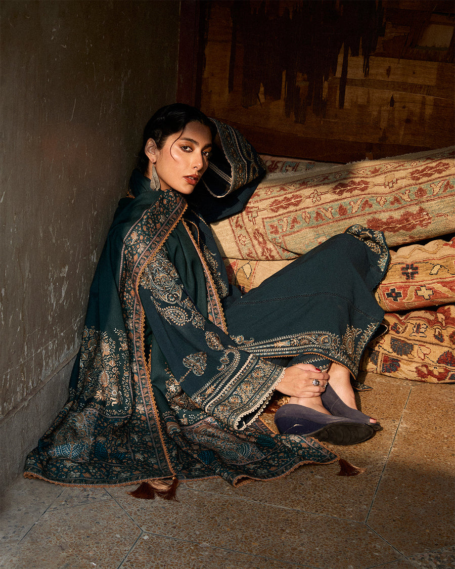 Jugnu Lahore Womenswear Embroidered Karandi Unstitched 3Pc Suit - NIVA