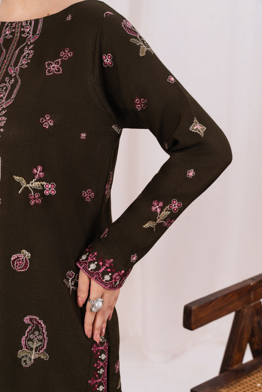 Feathers Fully Embroidered Dhanak Unstitched 3Pc Suit NIVORA-FT555