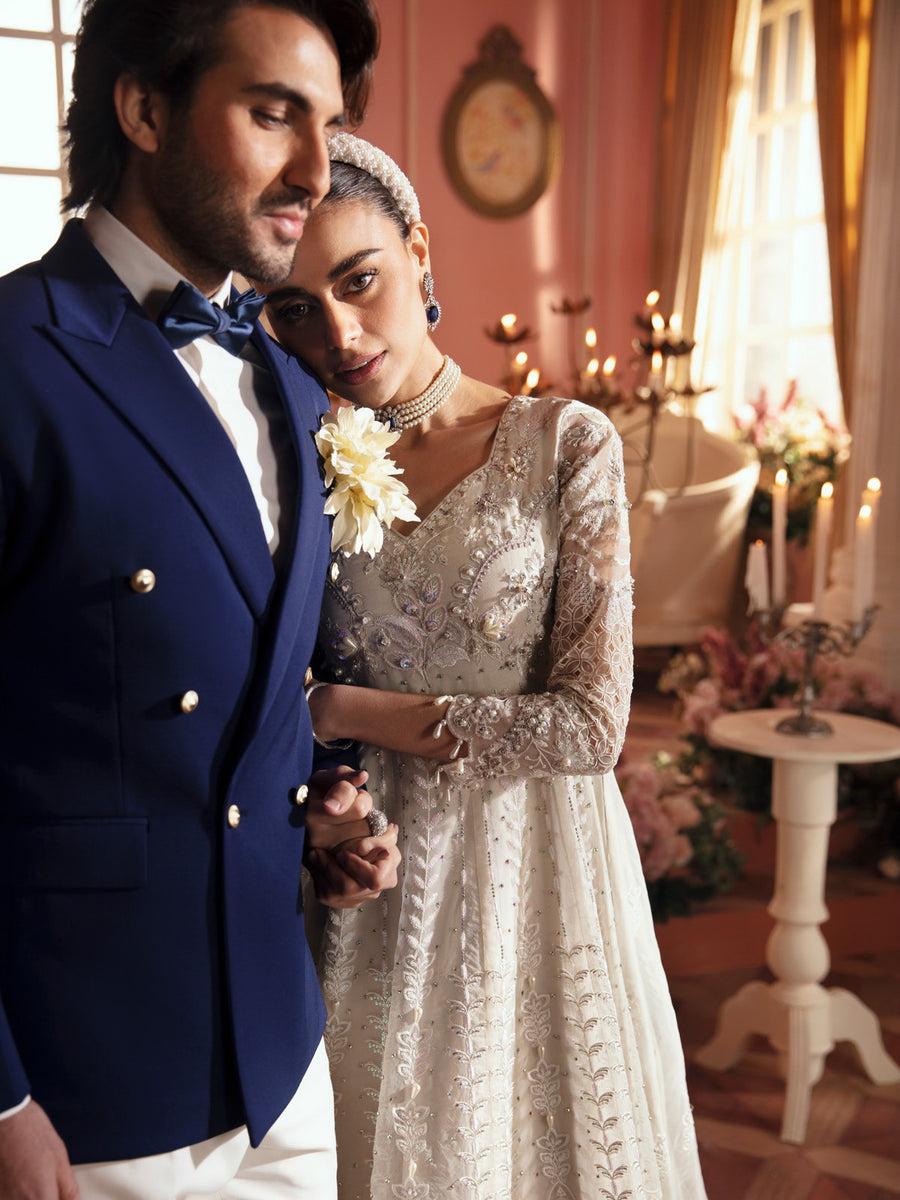 Nureh The Secret Garden Embroidered Organza Unstitched 3Pc Suit NL-62 Selina