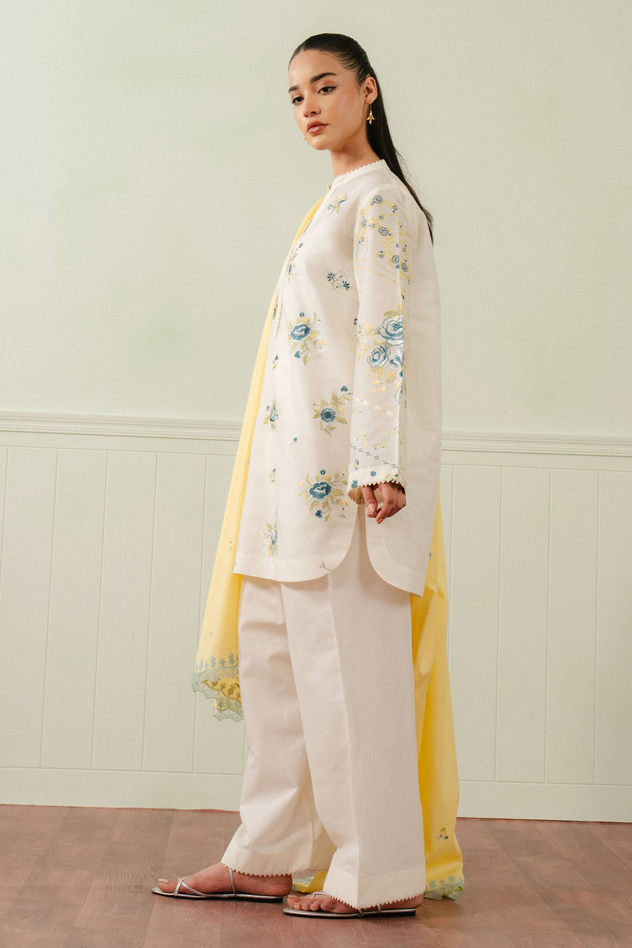 Coco by Zara Shahjahan Embroidered Lawn Unstitched 3Pc Suit D-10B NORA