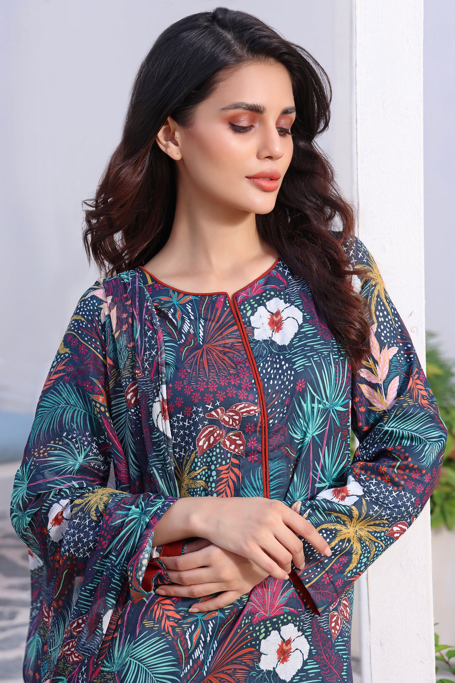 Feathers Premium Printed Lawn Unstitched 3Pc Suit NOVA-FT142