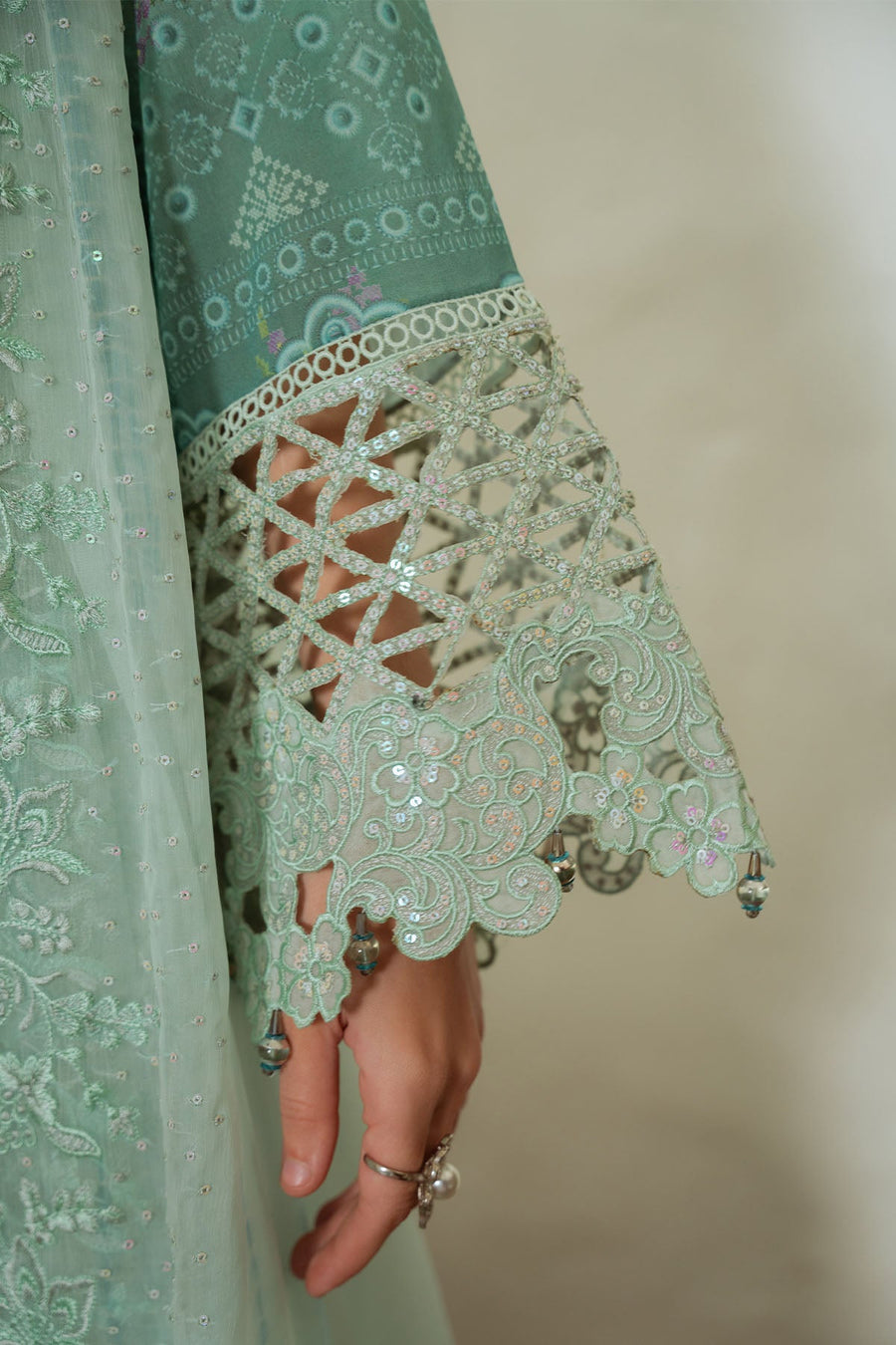 NUREH Maya Embroidered Swiss Lawn Unstitched 3Pc Suit NS-150