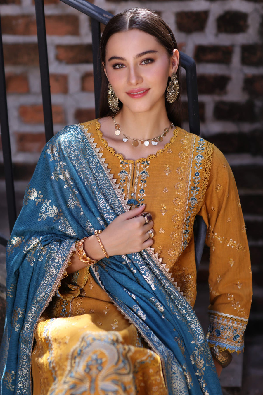 Noor by Saadia Asad Embroidered Khaddar Unstitched 3Pc Suit D-04