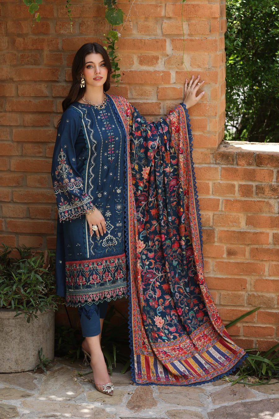 Noor by Saadia Asad Embroidered Khaddar Unstitched 3Pc Suit D-05