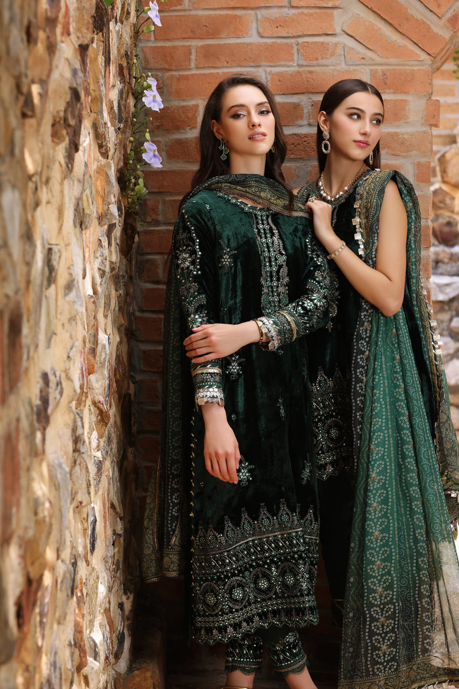 Noor by Saadia Asad Embroidered Velvet Unstitched 3Pc Suit D-06