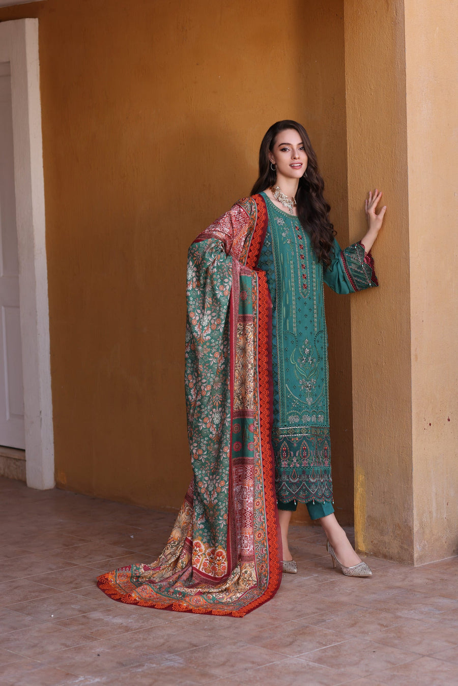 Noor by Saadia Asad Embroidered Linen Unstitched 3Pc Suit D-08