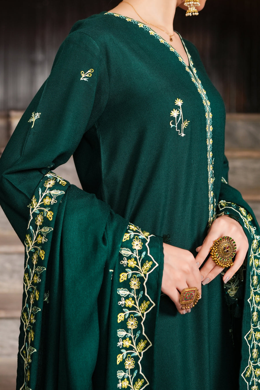 Narmin NAQSH Embroidered Peach Unstitched 3Pc Suit NUWPDE263017