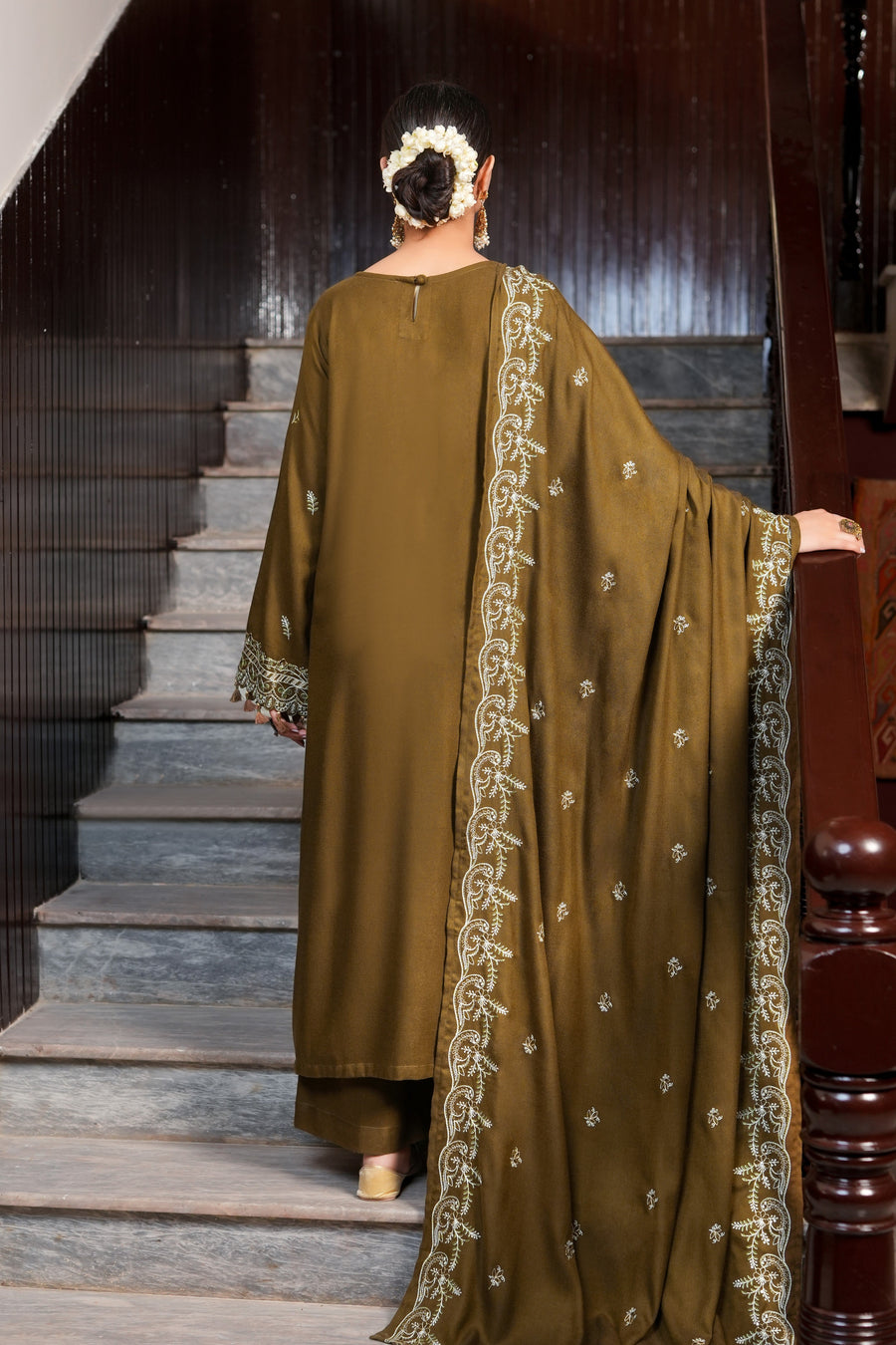 Narmin NAQSH Embroidered Peach Unstitched 3Pc Suit NUWPDE263019