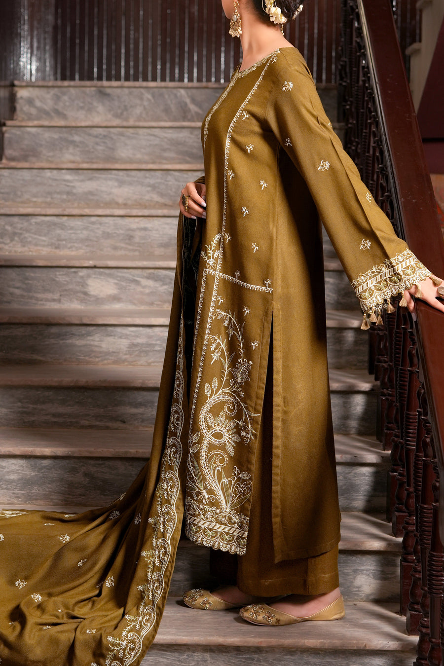Narmin NAQSH Embroidered Peach Unstitched 3Pc Suit NUWPDE263019
