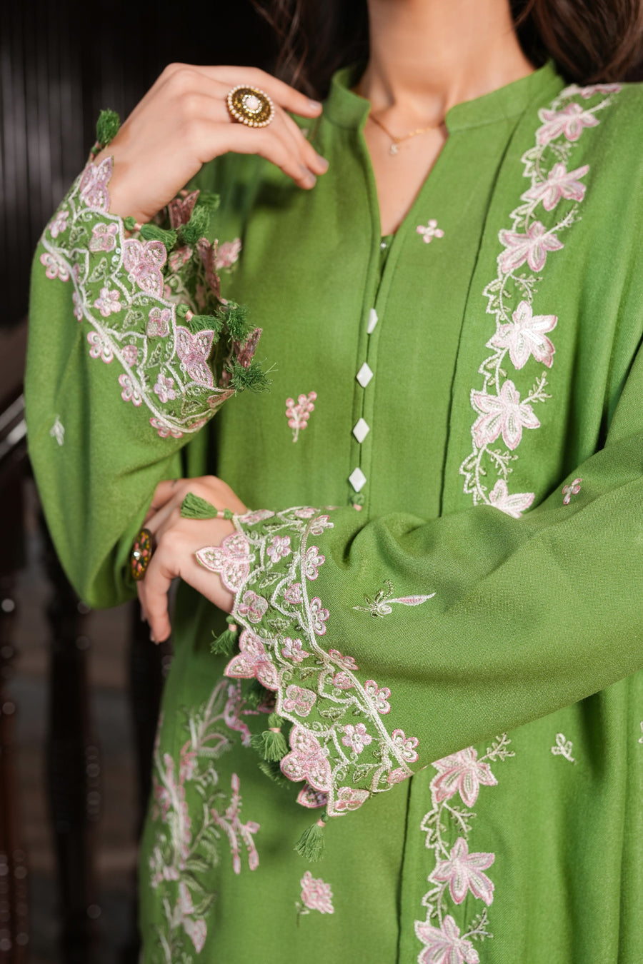 Narmin NAQSH Embroidered Peach Unstitched 3Pc Suit NUWPDE263020