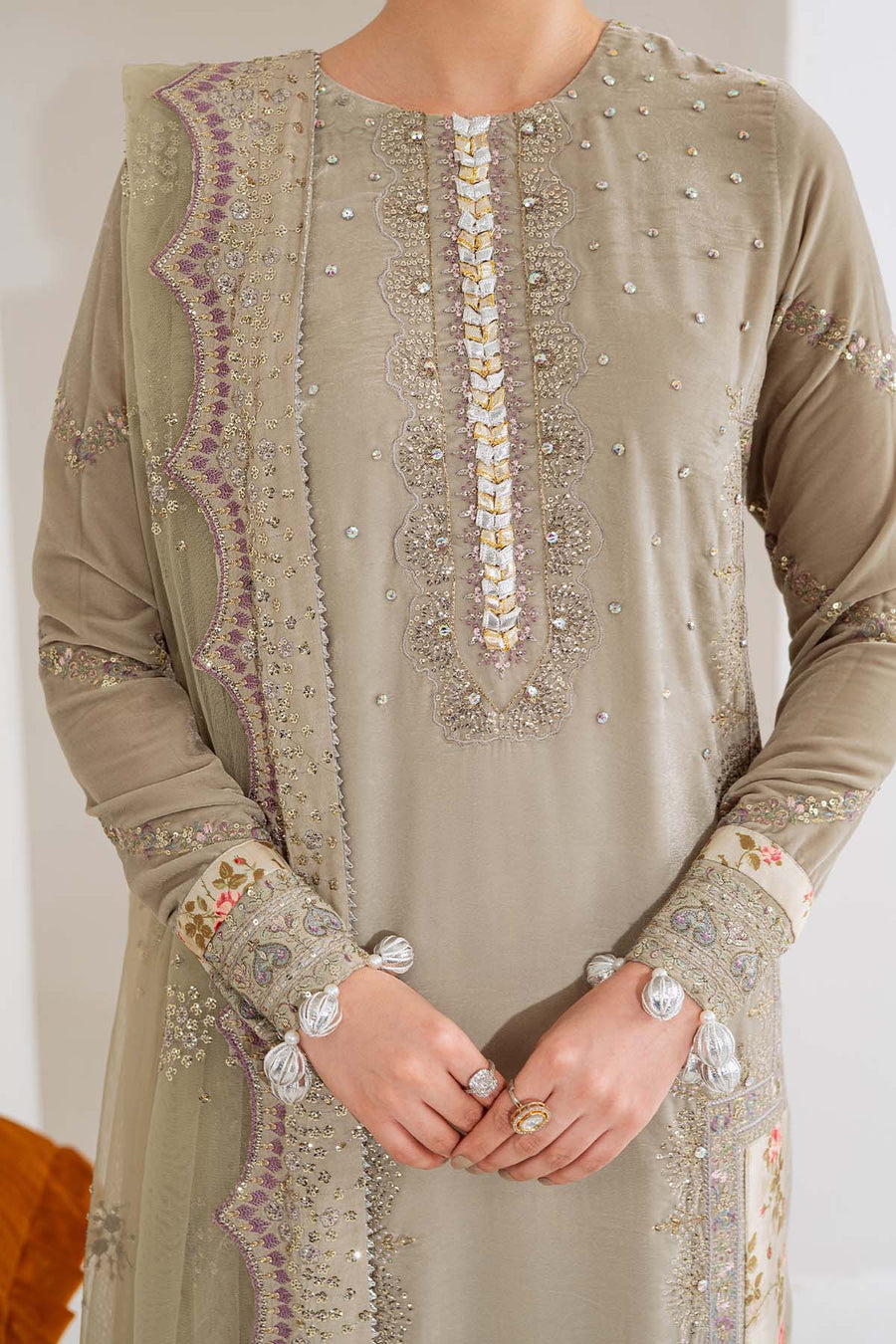 NUREH Maya Embroidered Velvet Unstitched 3Pc Suit NW-111