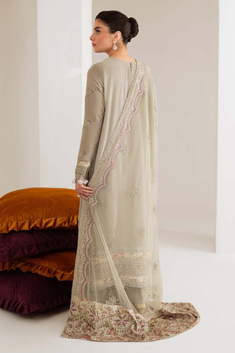 NUREH Maya Embroidered Velvet Unstitched 3Pc Suit NW-111