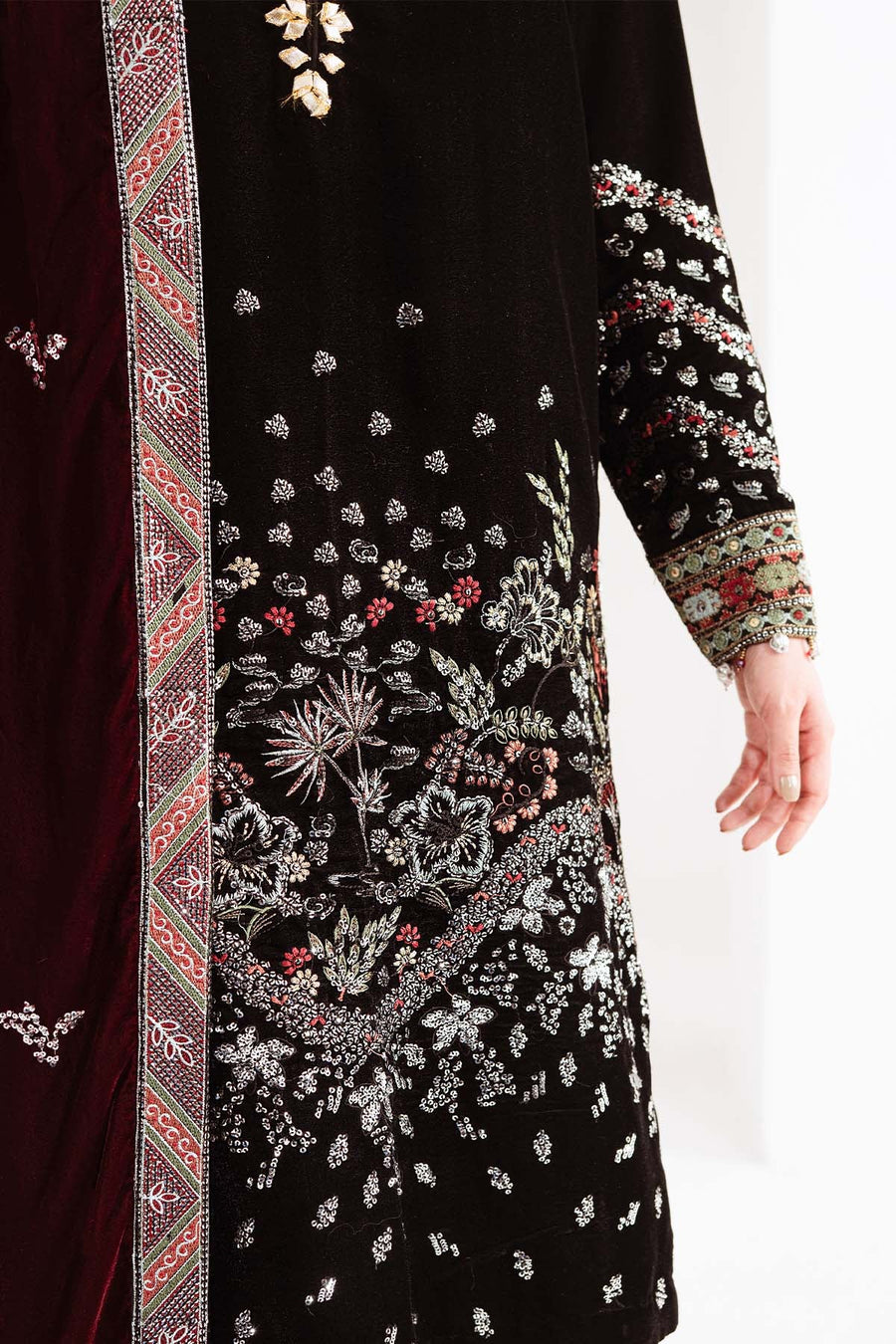 NUREH Maya Embroidered Velvet Unstitched 3Pc Suit NW-113
