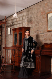 Noor by Saadia Asad Suzaankari Embroidered Velvet Unstitched 3Pc Suit D-12 Pareeha