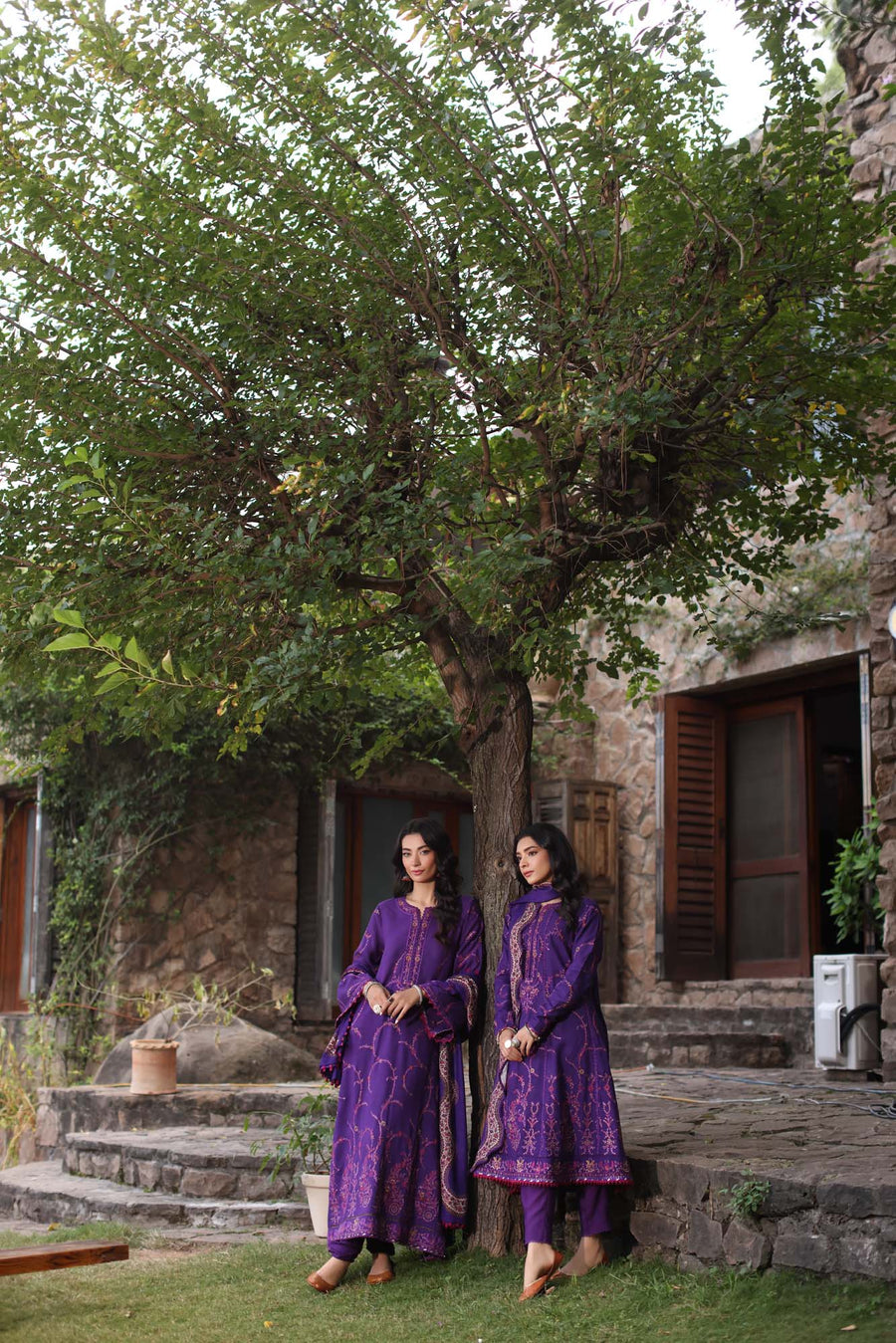 Noor by Saadia Asad Suzaankari Embroidered Linen Unstitched 3Pc Suit D-06 Gul-e-Lal