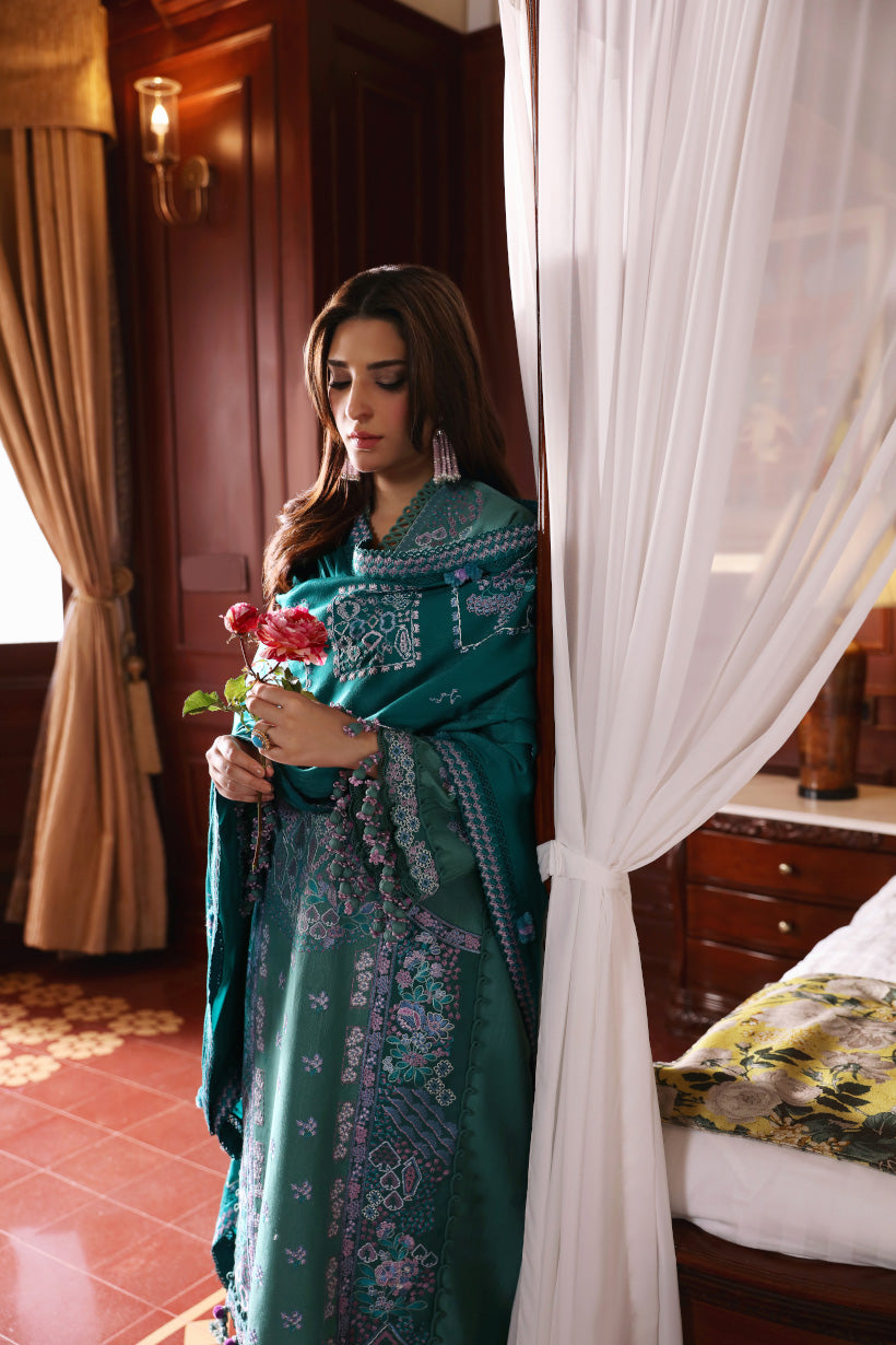 Noemie by Republic Womenswear Unstitched Khaddar 3Pc Suit NWU23-D4-B