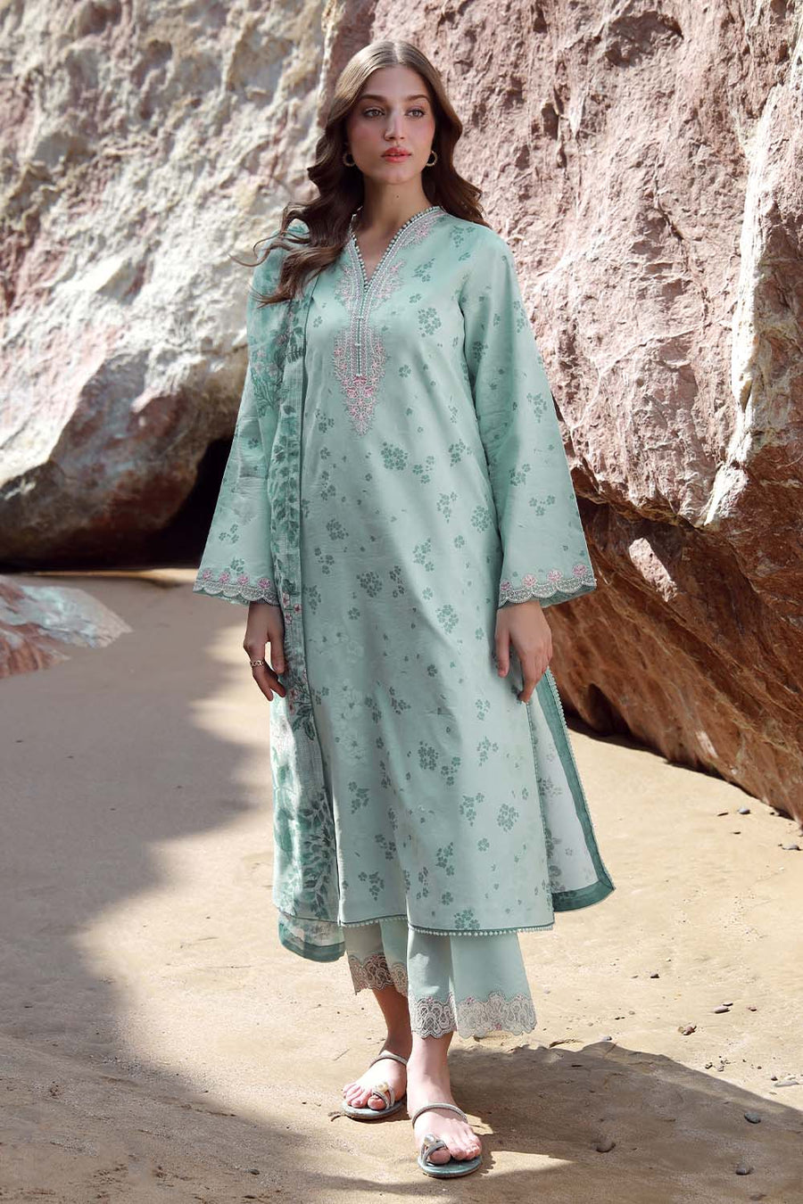 Seran Afsanah Embroidered Lawn Unstitched 3Pc Suit D-01 NYLA