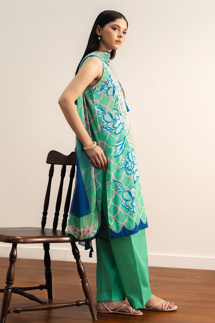 Coco by Zara Shahjahan Prints Unstitched Lawn 3Pc Suit D-05A Nami