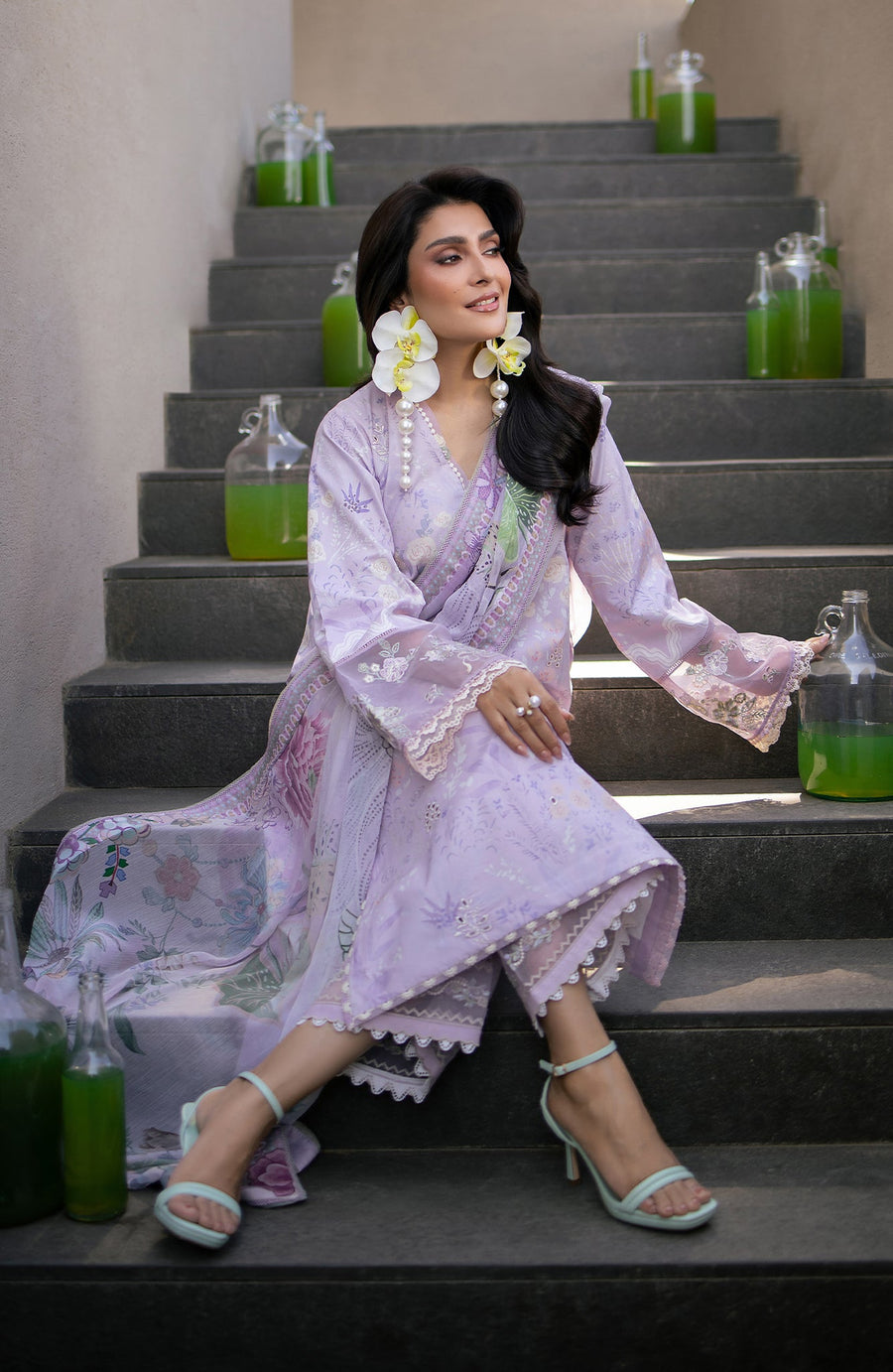 Seran Afsanah Embroidered Lawn Unstitched 3Pc Suit D-09 NIMA