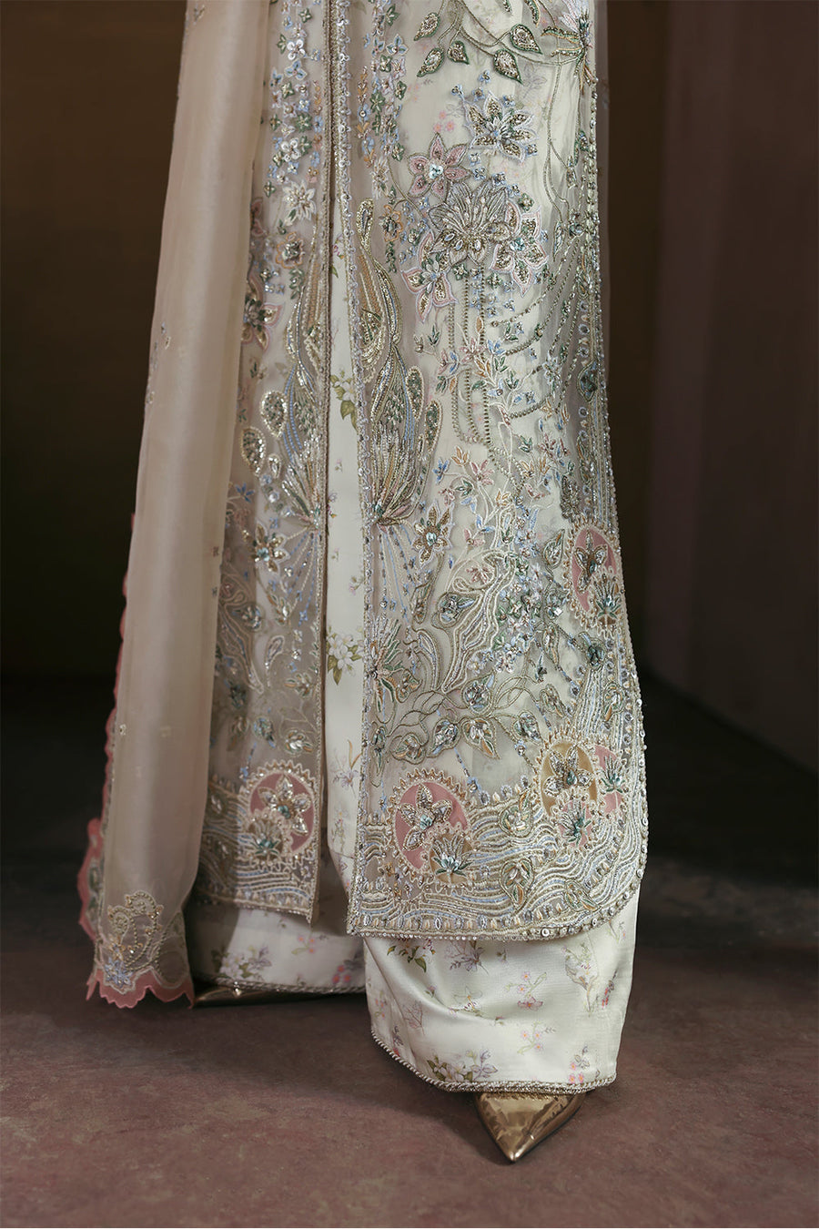 Soraya Lumene Embroidered Organza Unstitched 3Pc Suit - Novara