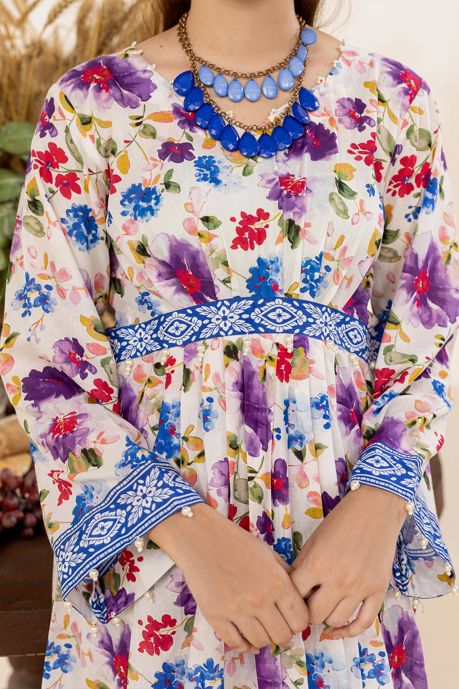 Safwa Orla Unstitched Printed Lawn 2Piece Suit - OLO03