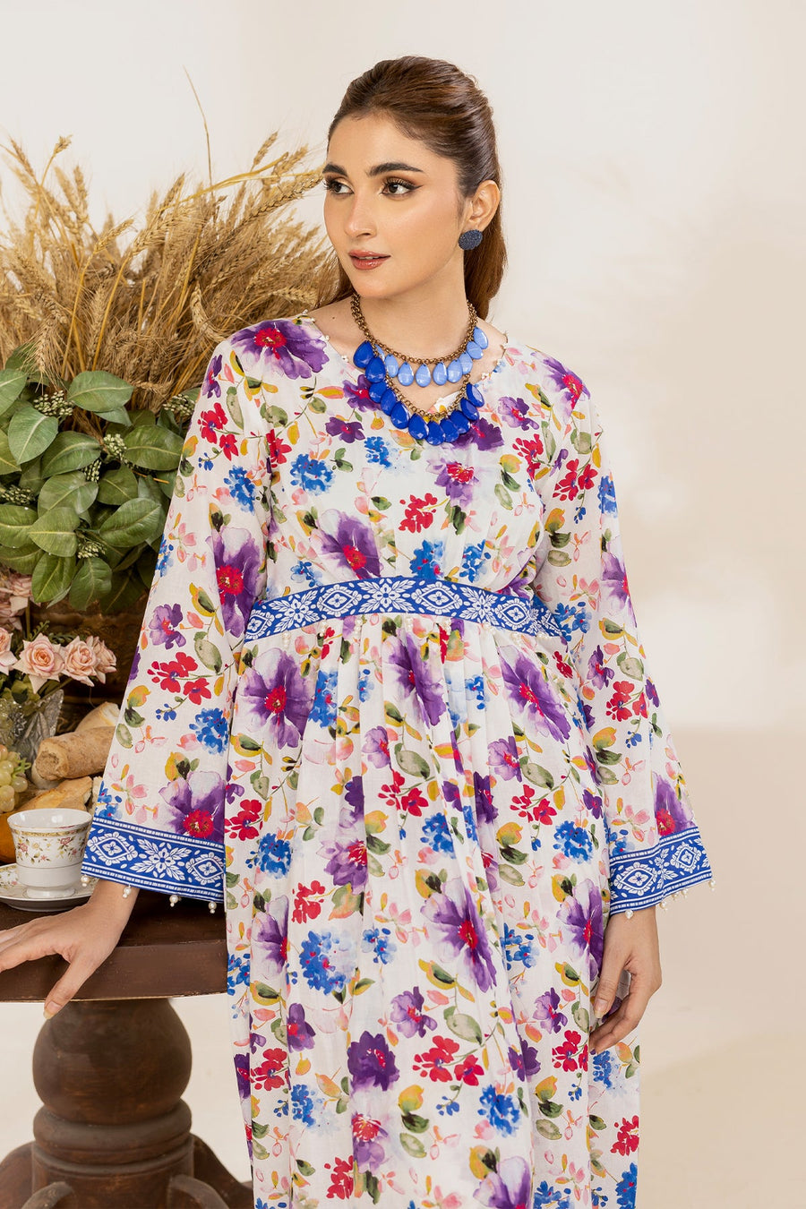 Safwa Orla Unstitched Printed Lawn 2Piece Suit - OLO03
