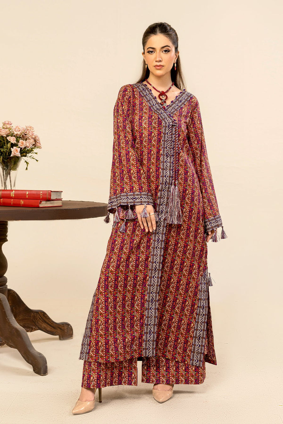 Safwa Orla Unstitched Printed Lawn 2Piece Suit - OLO07
