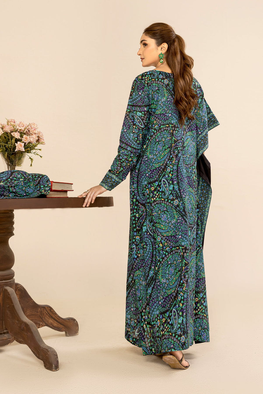 Safwa Orla Unstitched Printed Lawn 2Piece Suit - OLO09