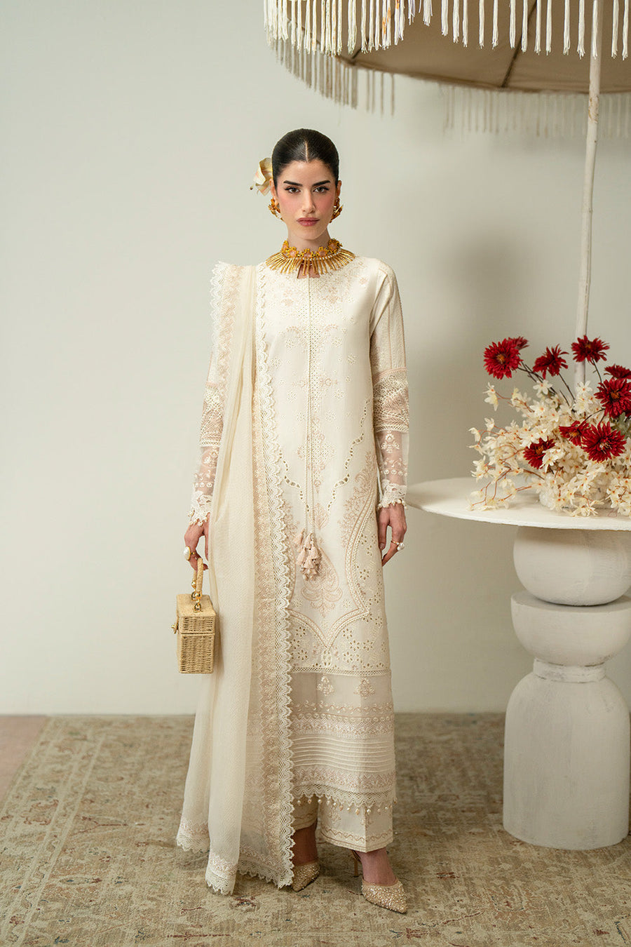 Zariya Zaira Embroidered Luxury Lawn Unstitched 3Pc Suit ZB6S105 ORSA