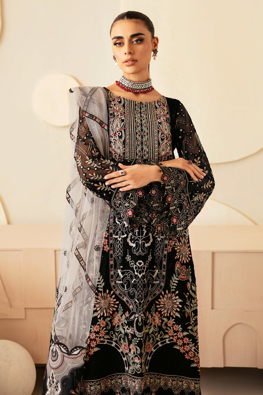 Ramsha Dastoor Embroidered Chiffon Unstitched 3Pc Suit P-105