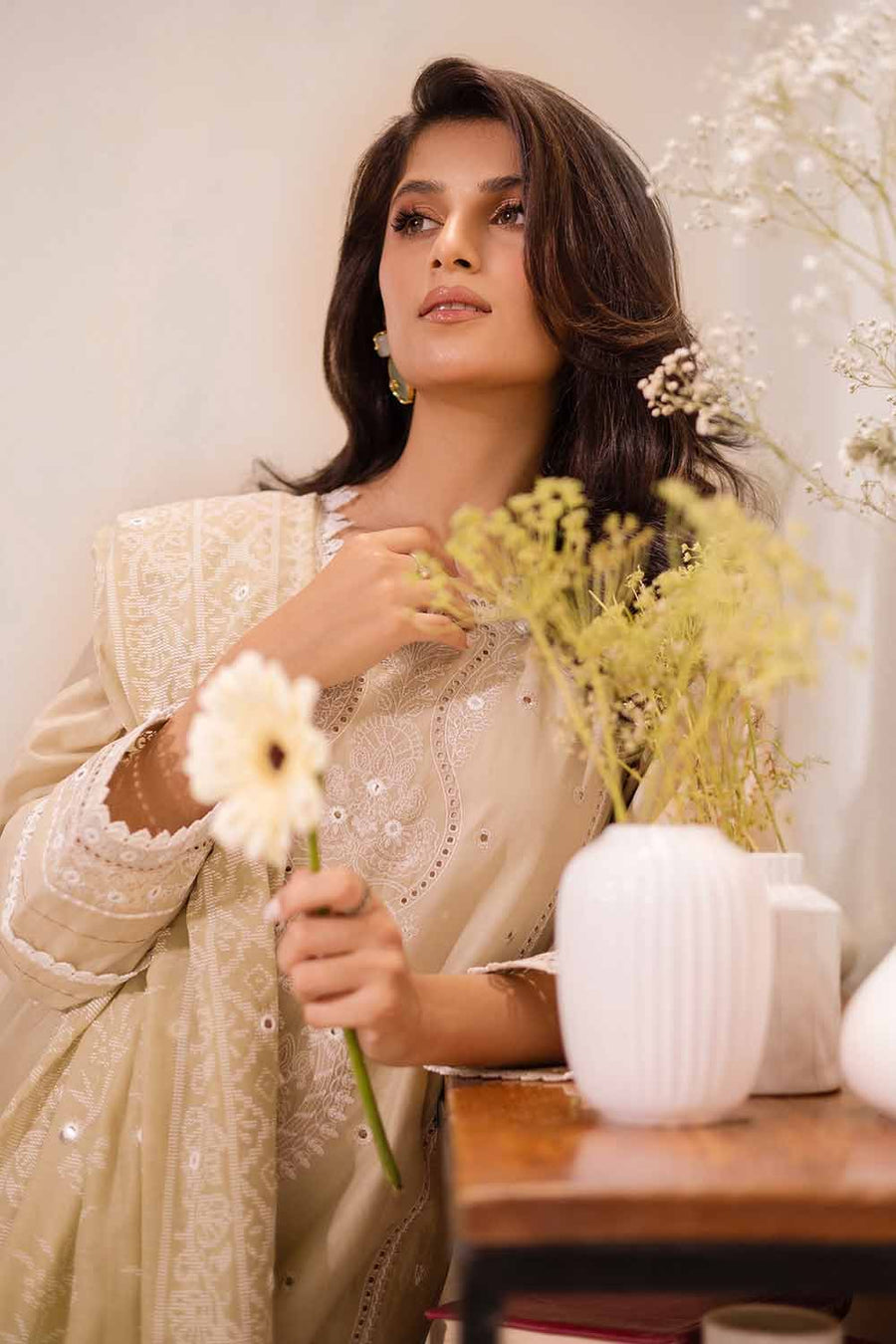 Gul Ahmed Embroidered Lawn Unstitched 3Pc Suit PC-42018