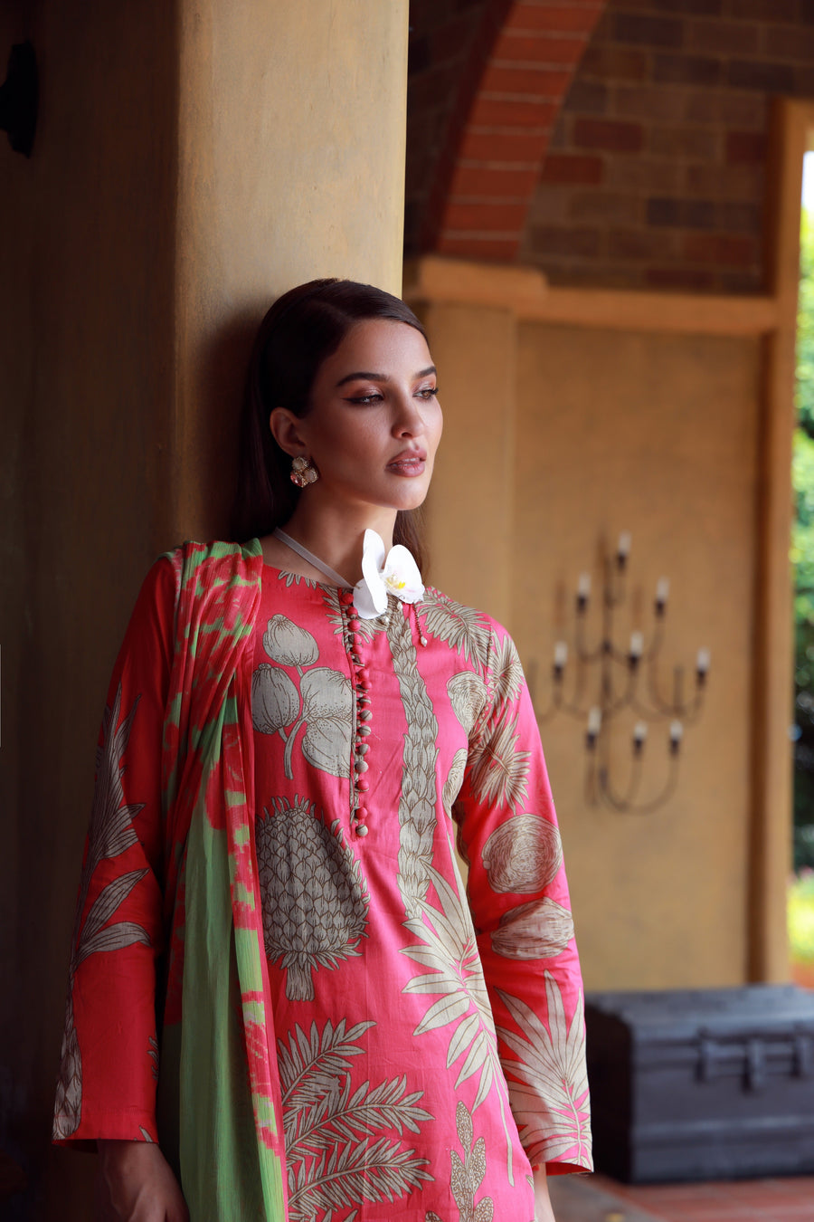 Feathers Stillness In Bloom Unstitched Printed Lawn 3Pc Suit PEONYX-FT532