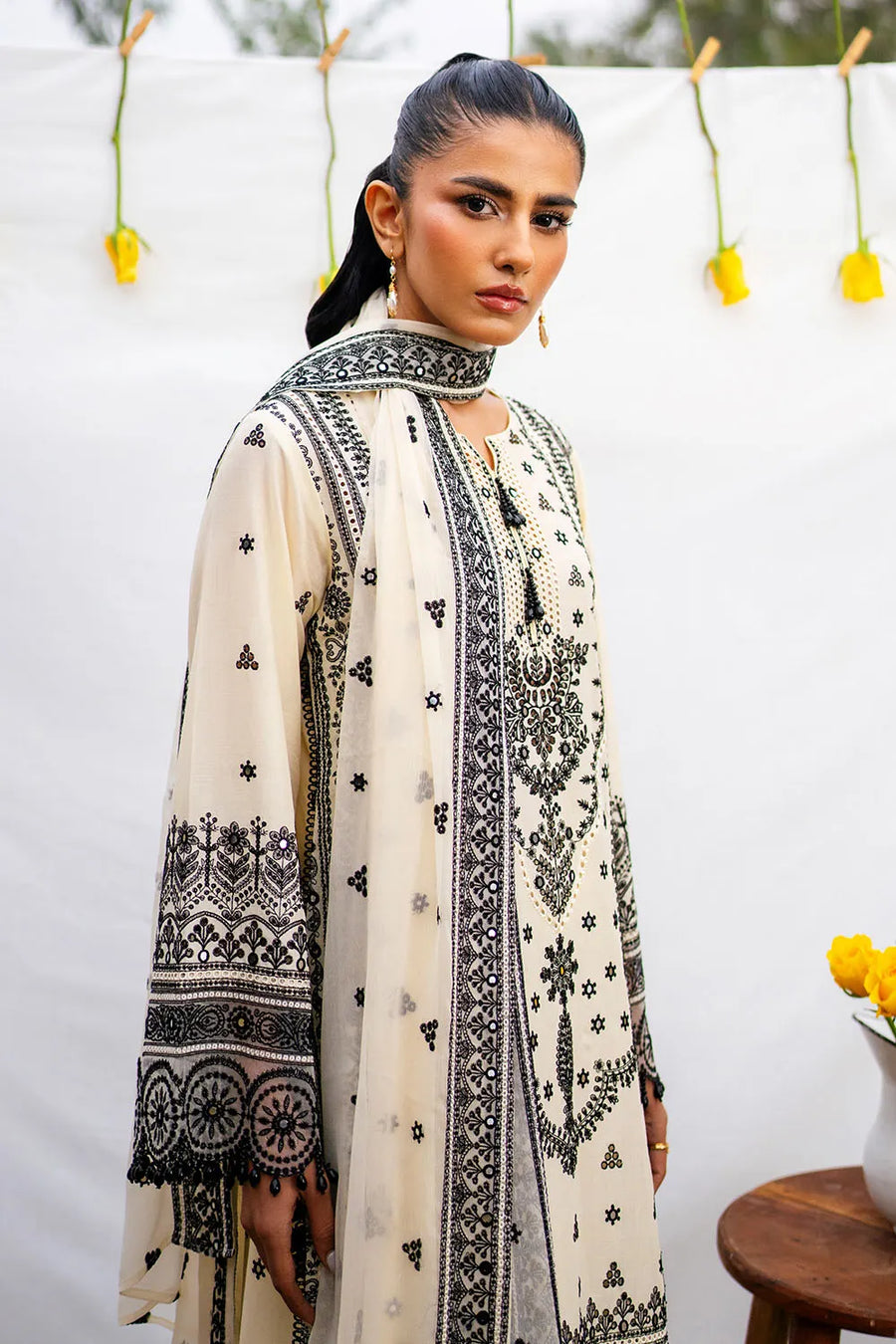 Gul Ahmed Premium Luxury Unstitched Embroidered Lawn 3Pc Suit PM-52057