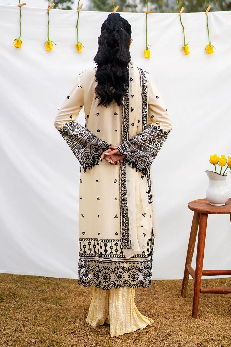 Gul Ahmed Premium Luxury Unstitched Embroidered Lawn 3Pc Suit PM-52057