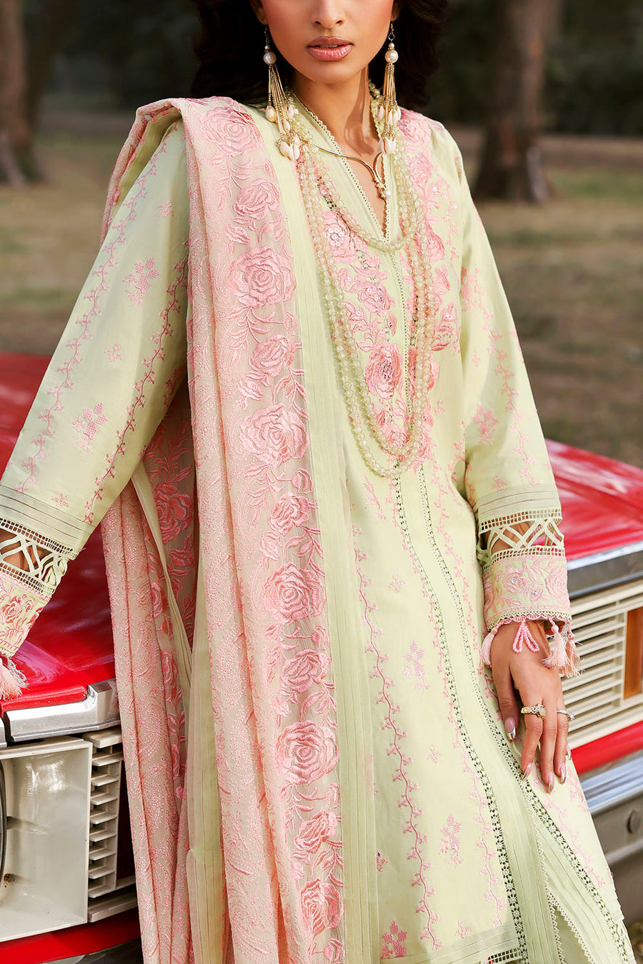 Gul Ahmed Luxury Lawn Unstitched Embroidered 3Pc Suit PM-62016
