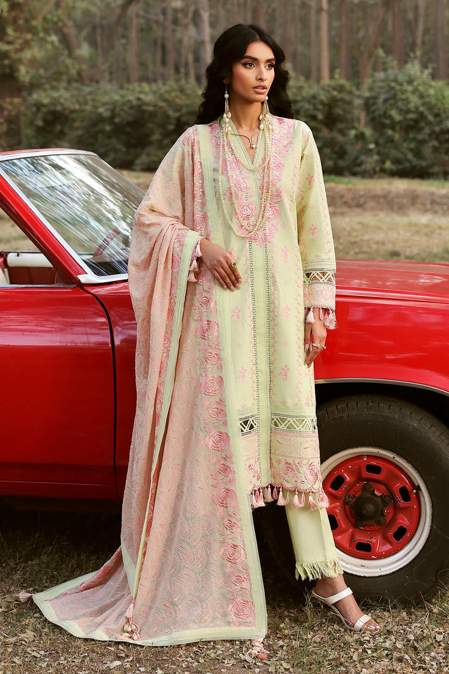 Gul Ahmed Luxury Lawn Unstitched Embroidered 3Pc Suit PM-62016