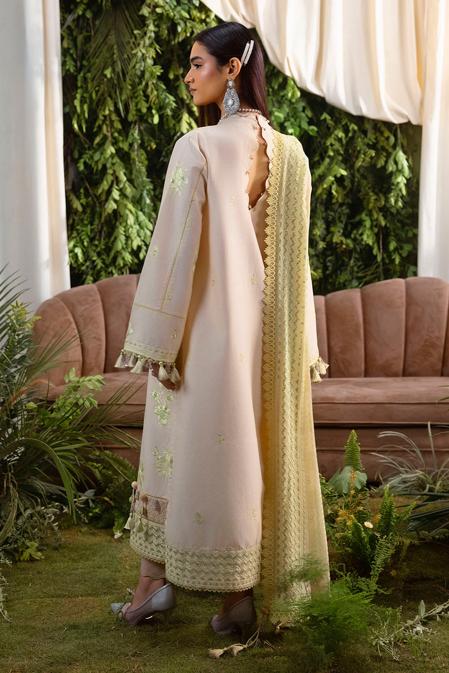 Gul Ahmed Slow Bloom Embroidered Lawn Unstitched 3Pc Suit PM-62018