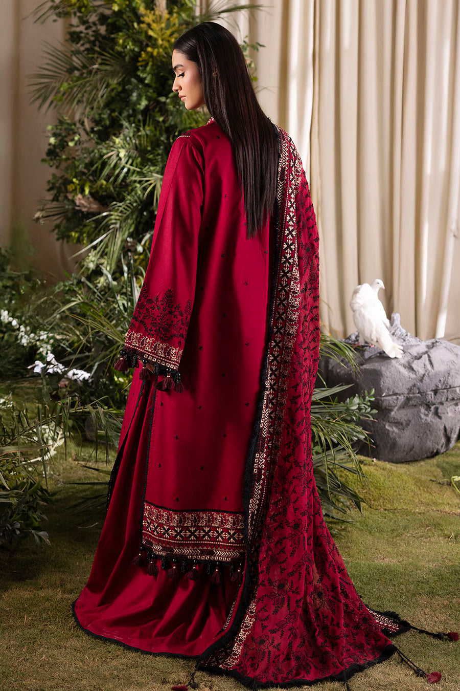 Gul Ahmed Slow Bloom Embroidered Lawn Unstitched 3Pc Suit PM-62019
