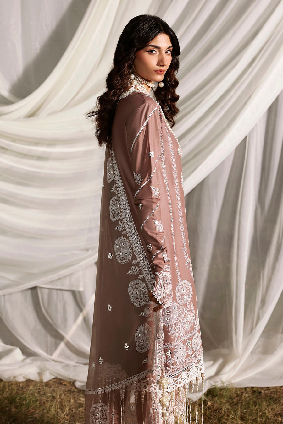 Gul Ahmed Luxury Lawn Unstitched Embroidered 3Pc Suit PM-62021