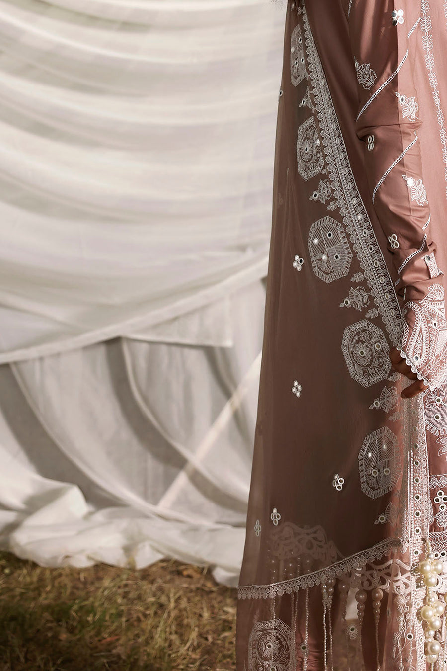 Gul Ahmed Luxury Lawn Unstitched Embroidered 3Pc Suit PM-62021
