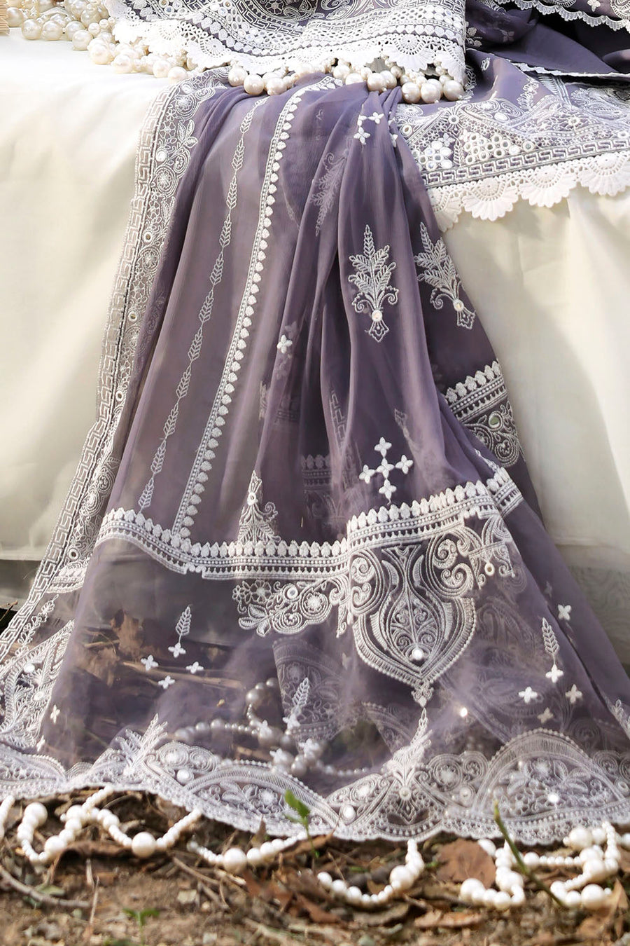 Gul Ahmed Luxury Lawn Unstitched Embroidered 3Pc Suit PM-62025