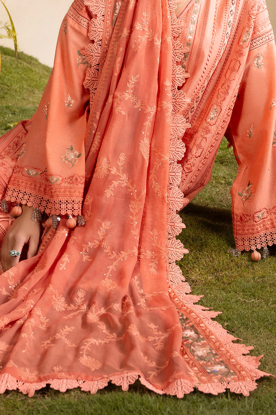 Gul Ahmed Slow Bloom Embroidered Lawn Unstitched 3Pc Suit PM-62030
