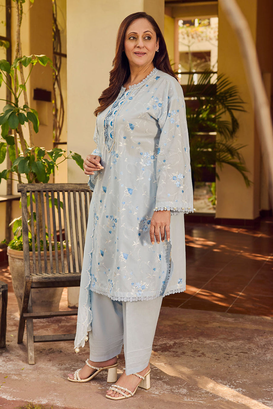 Gul Ahmed Tribute to Mothers Embroidered Lawn Unstitched 3Pc Suit PM-62047